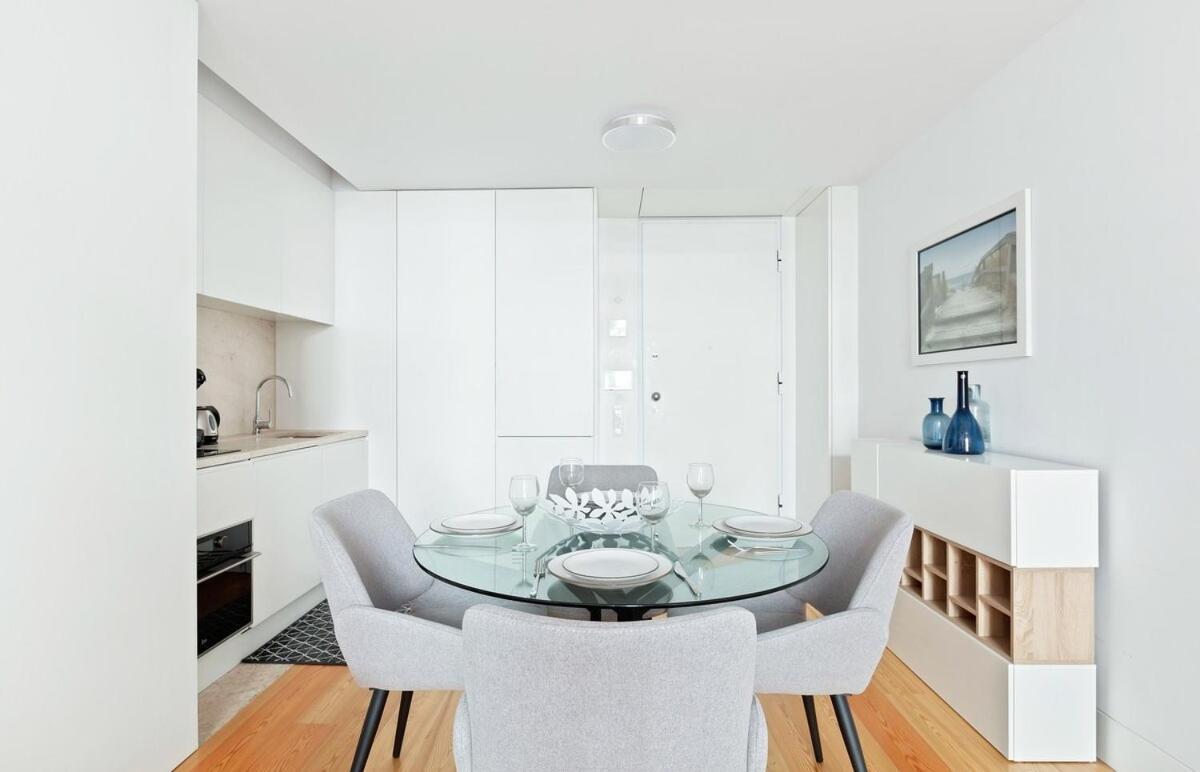 Spacious 1 Bedroom Near Baixa * Lissabon